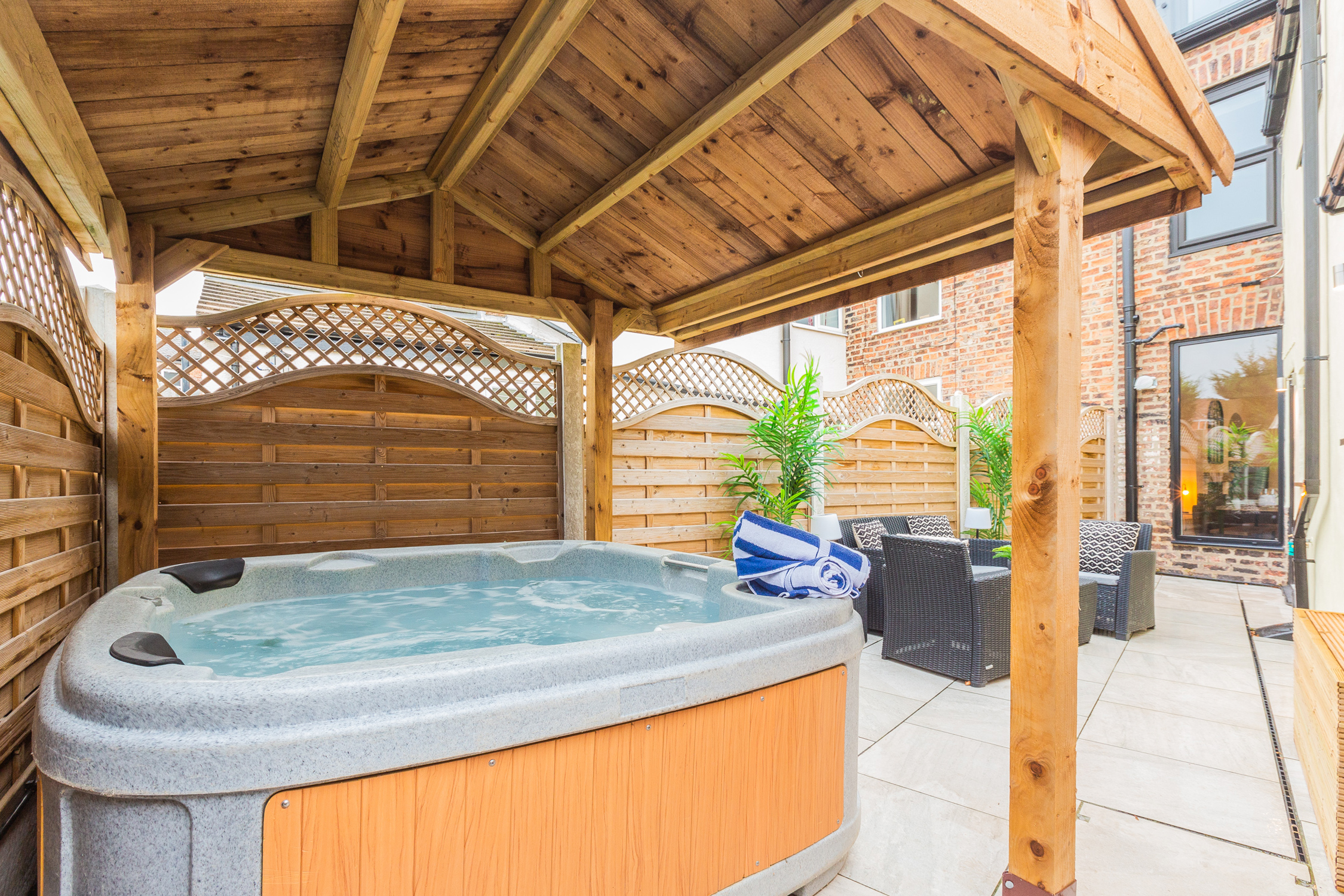 3 bedroom holiday cottage with hot tub North Yorkshire